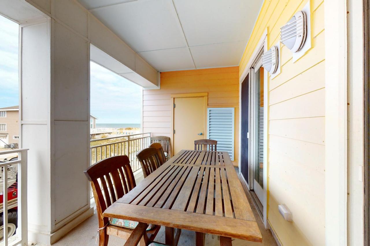 The Sanctuary - Dolphins And Daiquiris 110A Apartment Вирджиния Бийч Екстериор снимка